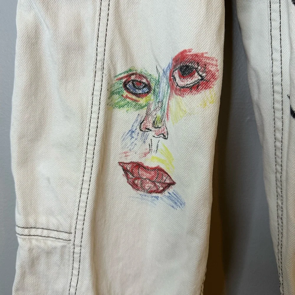 Urban Outfitters graffiti relaxed skate cargo pants. Sz 24 - Picture 2 of 10